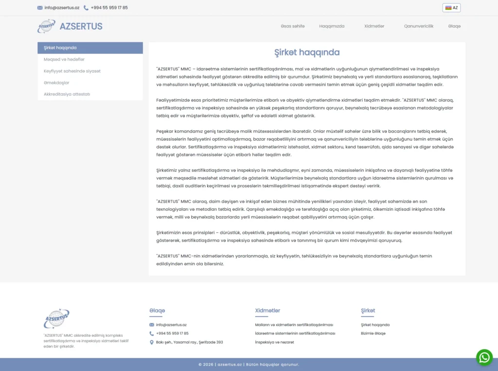 Página corporativa original de Azsertus con contenido de texto abundante y navegación lateral